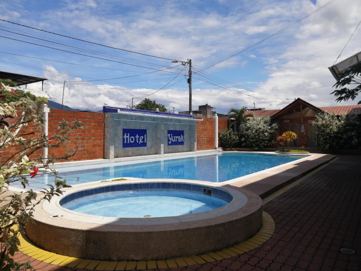 Hotel Yurak Archidona エクステリア 写真